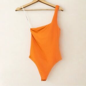 🍊 Babaton Contour One-Shoulder Thong Bodysuit – Size XS